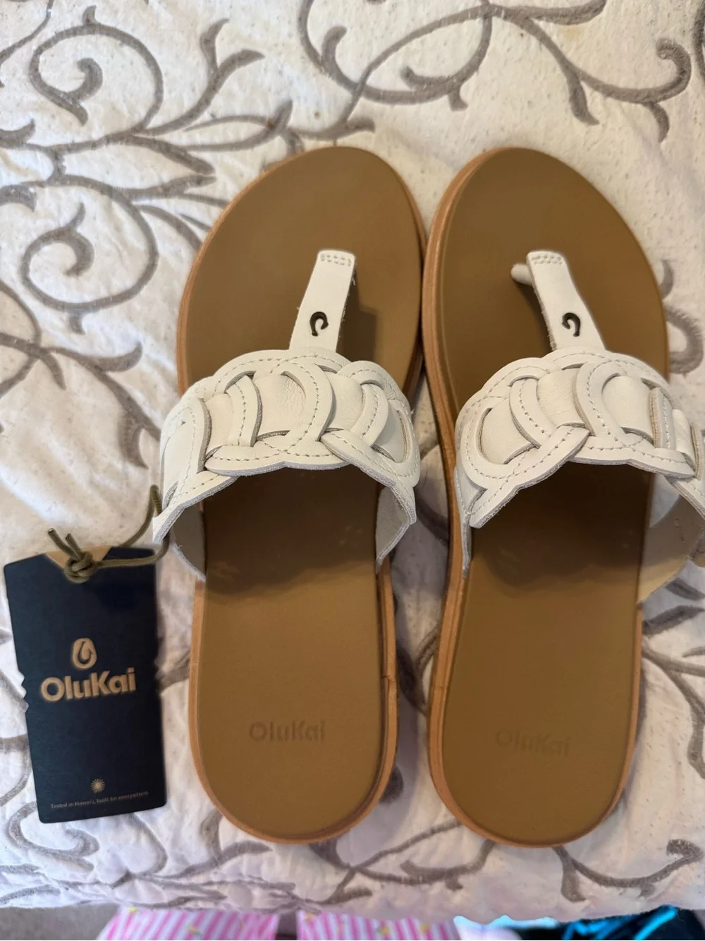 OluKai Kanani Vario White and Warm Sand Thong Sandals